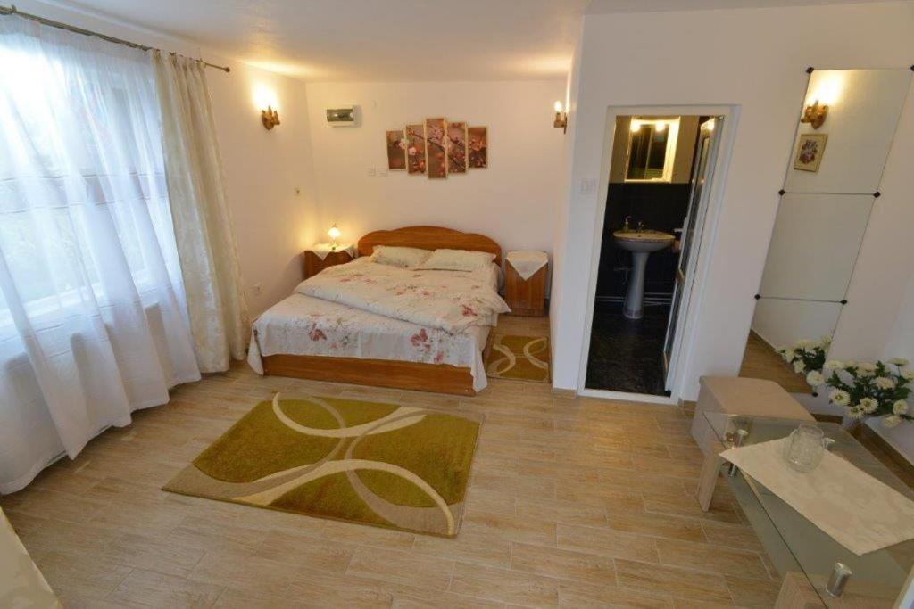 Casa Georgeta Affittacamere Bran  Esterno foto
